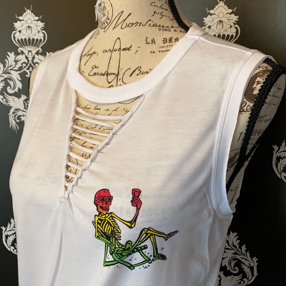 🌴 NWT! Cool Vacation Now Colorful Skeleton Tank! - Picture 2 of 10